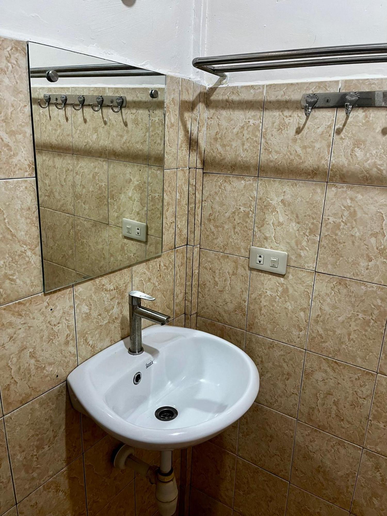 Gokhon Guest House توك توك المظهر الخارجي الصورة